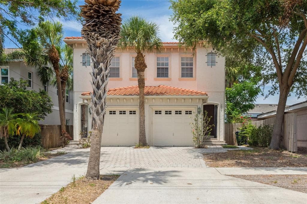 405 S TAMPANIA AVENUE UNIT A TAMPA, FL 33609