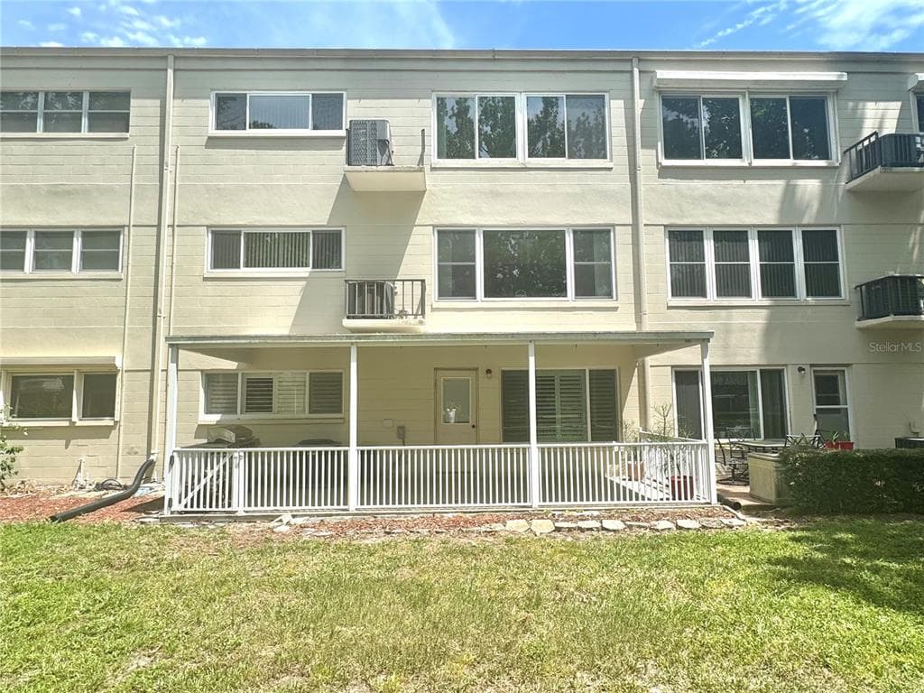 2262 SWEDISH DRIVE UNIT 6 CLEARWATER, FL 33763