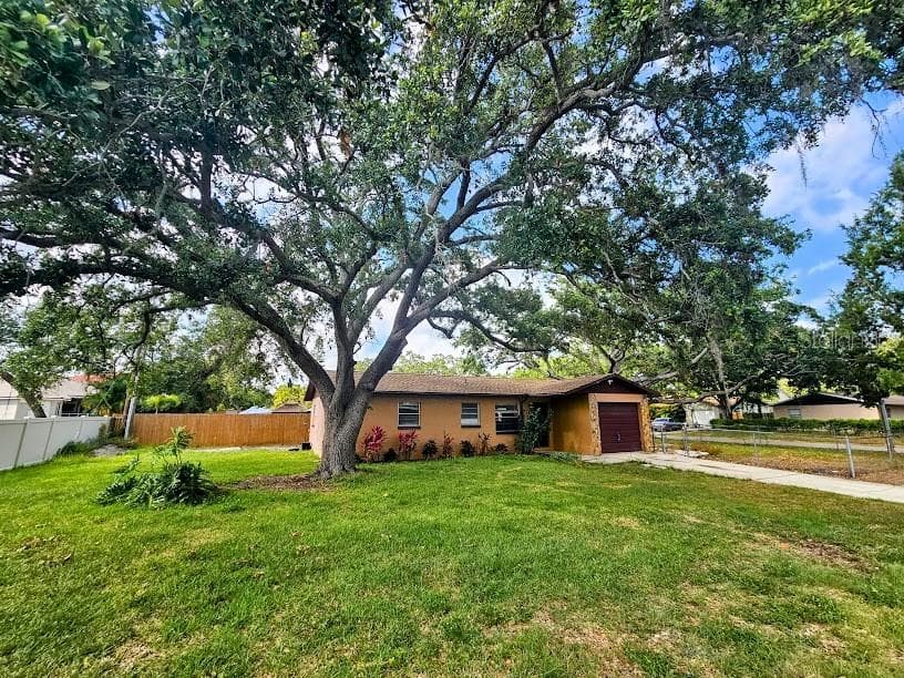 7001 86TH AVENUE N PINELLAS PARK, FL 33782