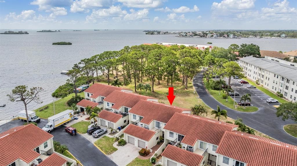 2700 BAYSHORE BOULEVARD UNIT 497 DUNEDIN, FL 34698