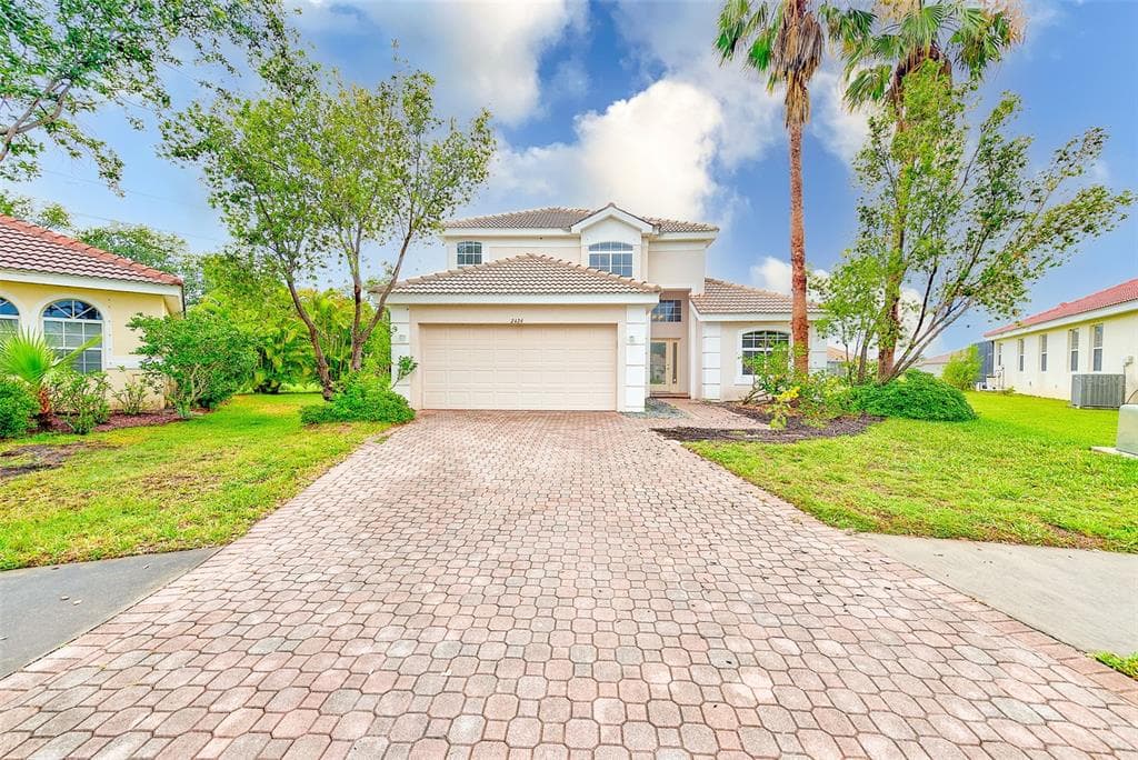 2424 CARAWAY DRIVE VENICE, FL 34292