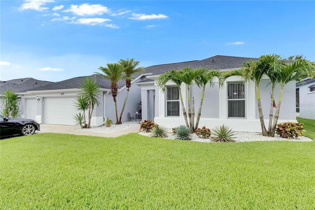 5117 WHISPERING LEAF TRAIL VALRICO, FL 33596