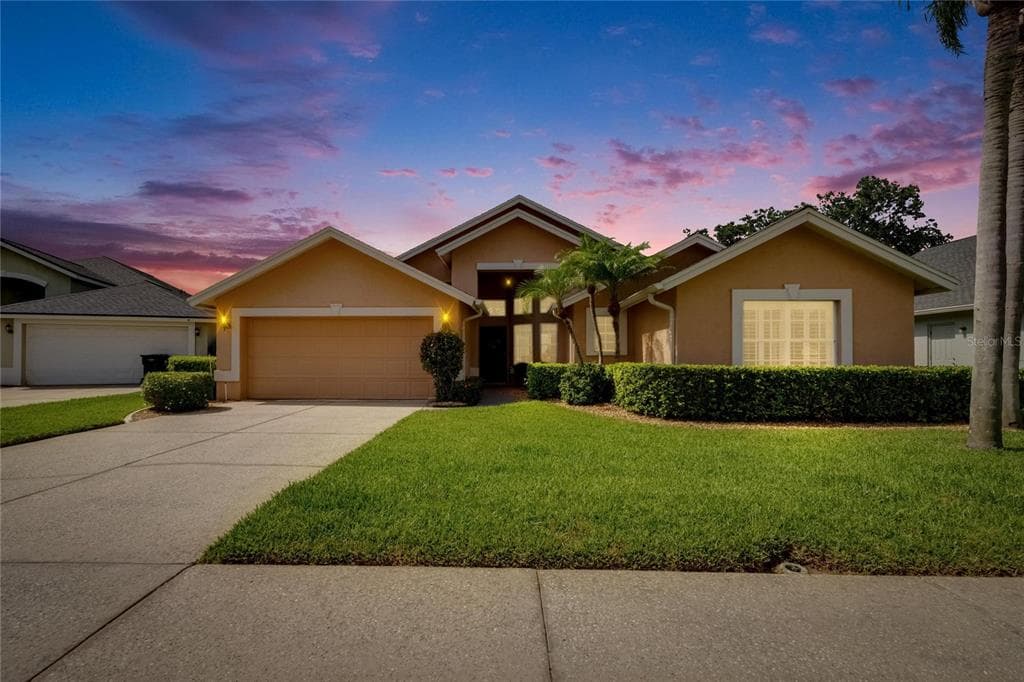 5303 COTTONWOOD TREE CIRCLE