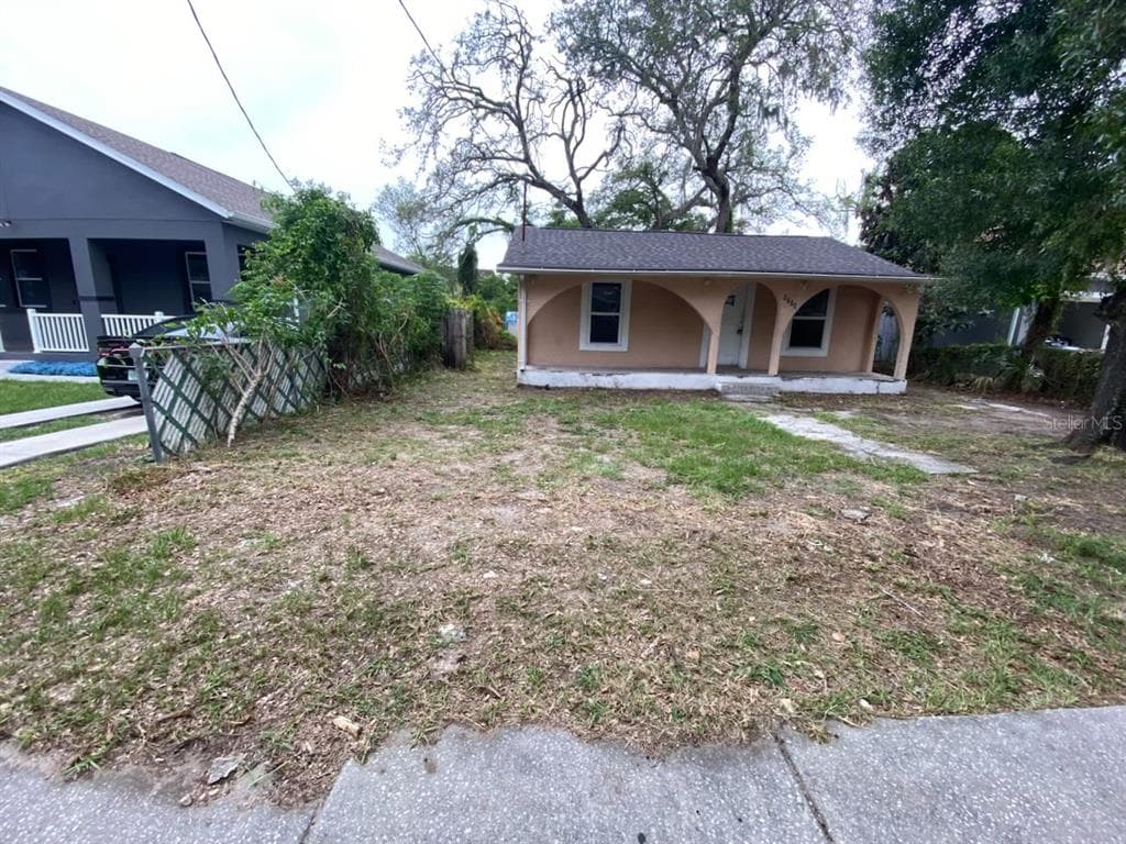 8718 N BROOKS STREET TAMPA, FL 33604