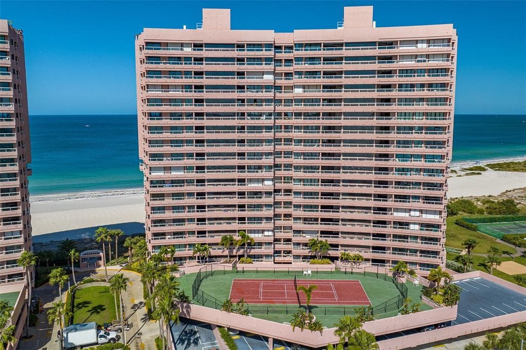 1310 GULF BOULEVARD UNIT 10D