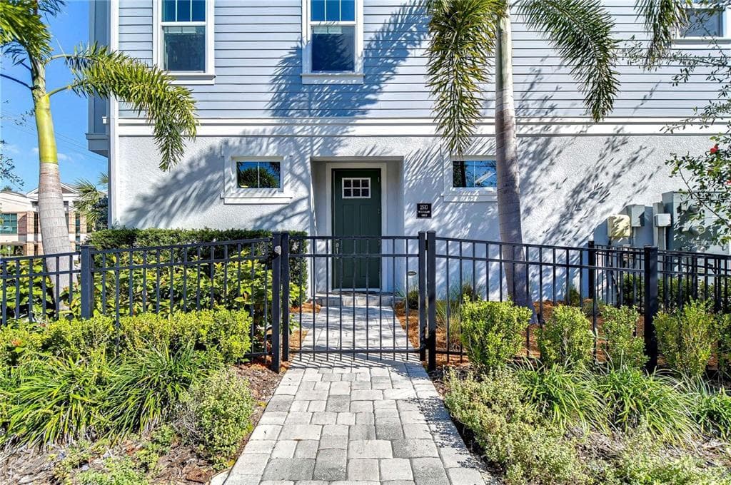 2510 W CLEVELAND STREET UNIT 3 TAMPA, FL 33609