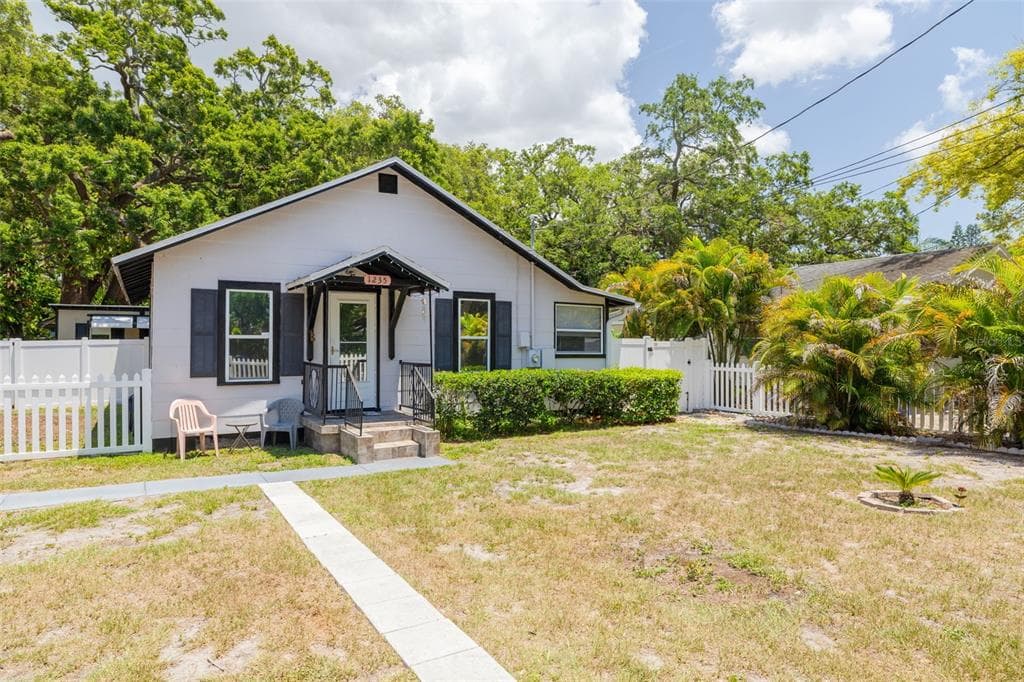 1235 BASS BOULEVARD DUNEDIN, FL 34698