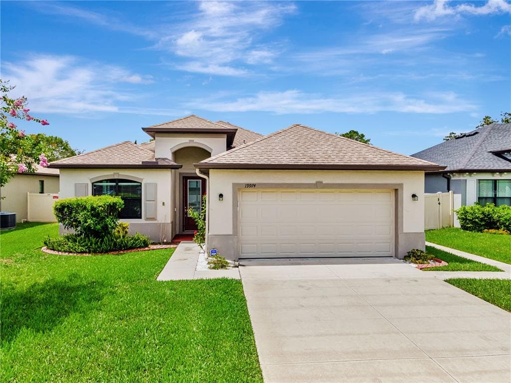 19974 BLUEBIRD MEADOW DRIVE LUTZ, FL 33558