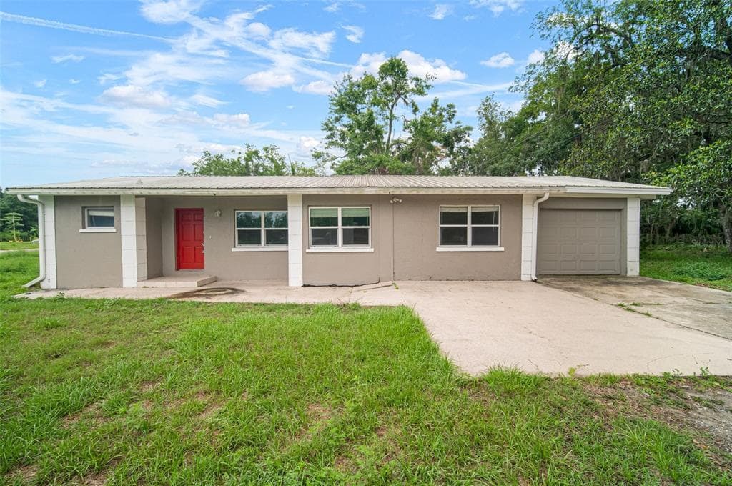 1217 W TERRACE DRIVE PLANT CITY, FL 33563