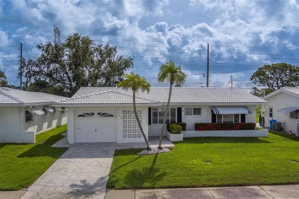 10005 41ST STREET N PINELLAS PARK, FL 33782