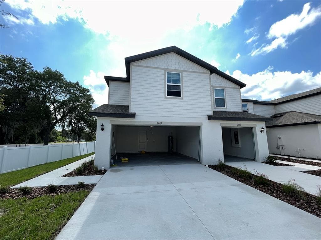 5224 NEW FRIENDSHIP PLACE TAMPA, FL 33619