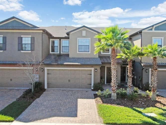 3289 GENTLE DELL COURT WESLEY CHAPEL, FL 33543