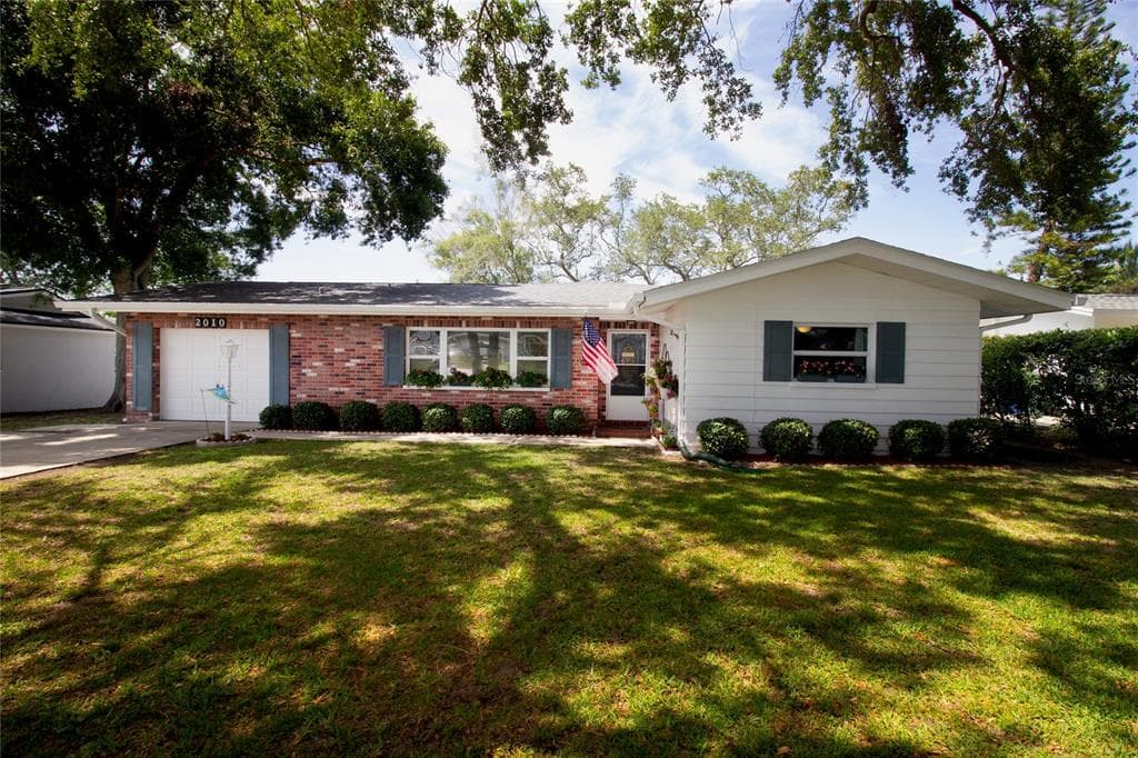 2010 6TH AVENUE SW LARGO, FL 33770