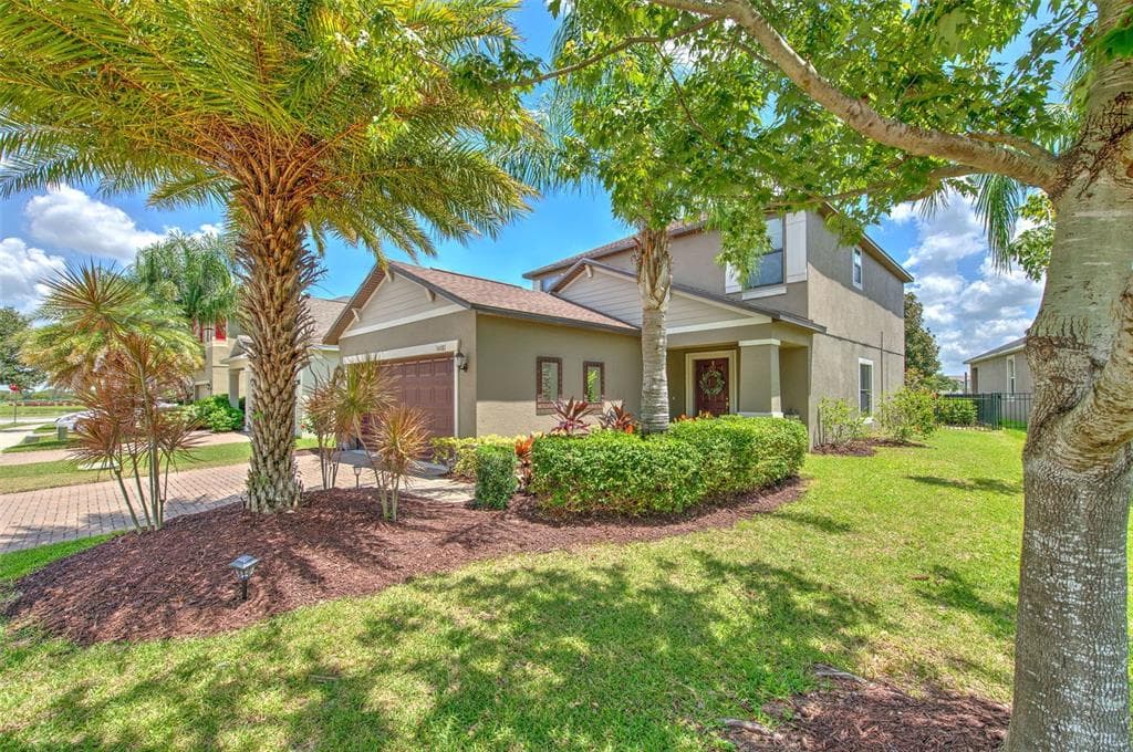 10081 SAGE CREEK DRIVE SUN CITY CENTER, FL 33573