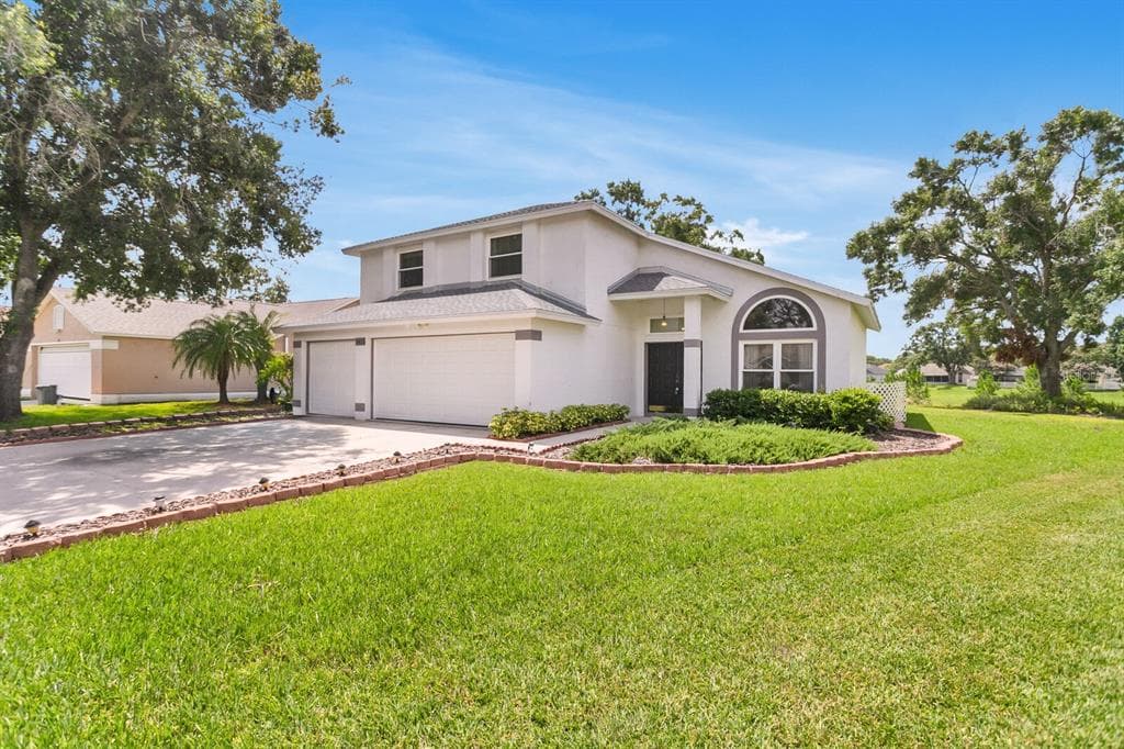 1815 CITRUS ORCHARD WAY VALRICO, FL 33594