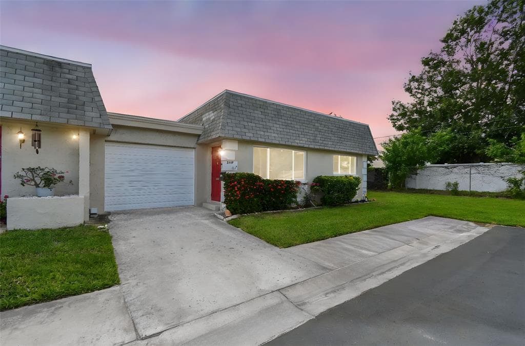 8447 ORLEANS N PINELLAS PARK, FL 33781