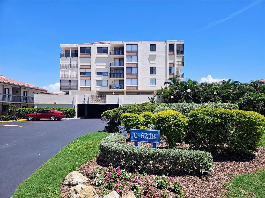 6218 PALMA DEL MAR BOULEVARD S UNIT 503 ST PETERSBURG, FL 33715