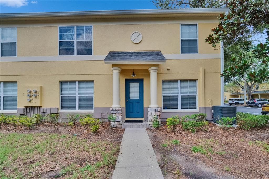 3455 CASTLE STONE COURT VALRICO, FL 33594
