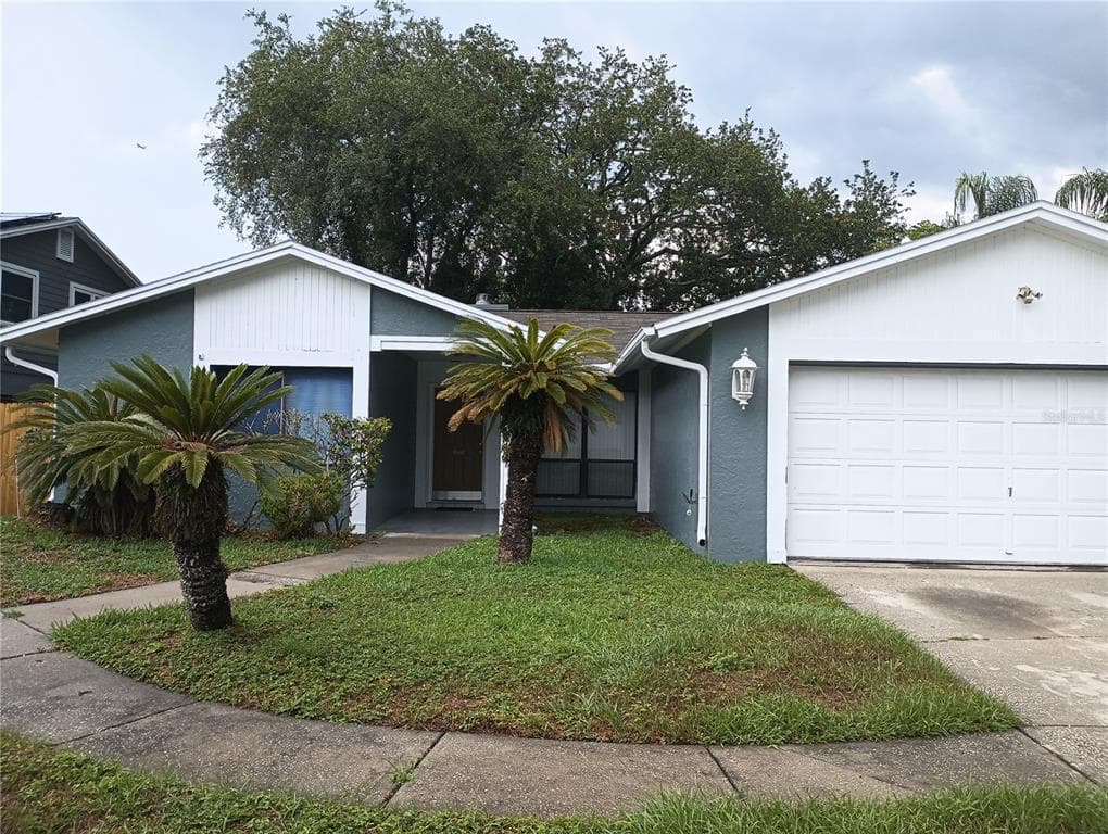 4701 COUNTRY HILLS DRIVE