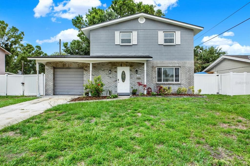 6504 LENORE DRIVE TAMPA, FL 33634