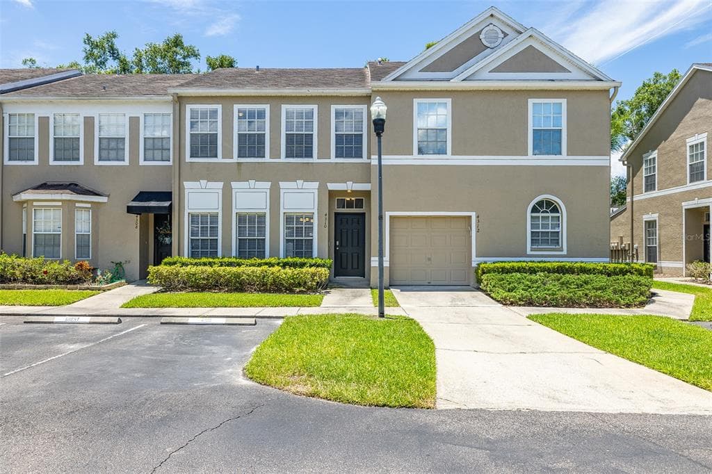 4310 FINCASTLE COURT TAMPA, FL 33624
