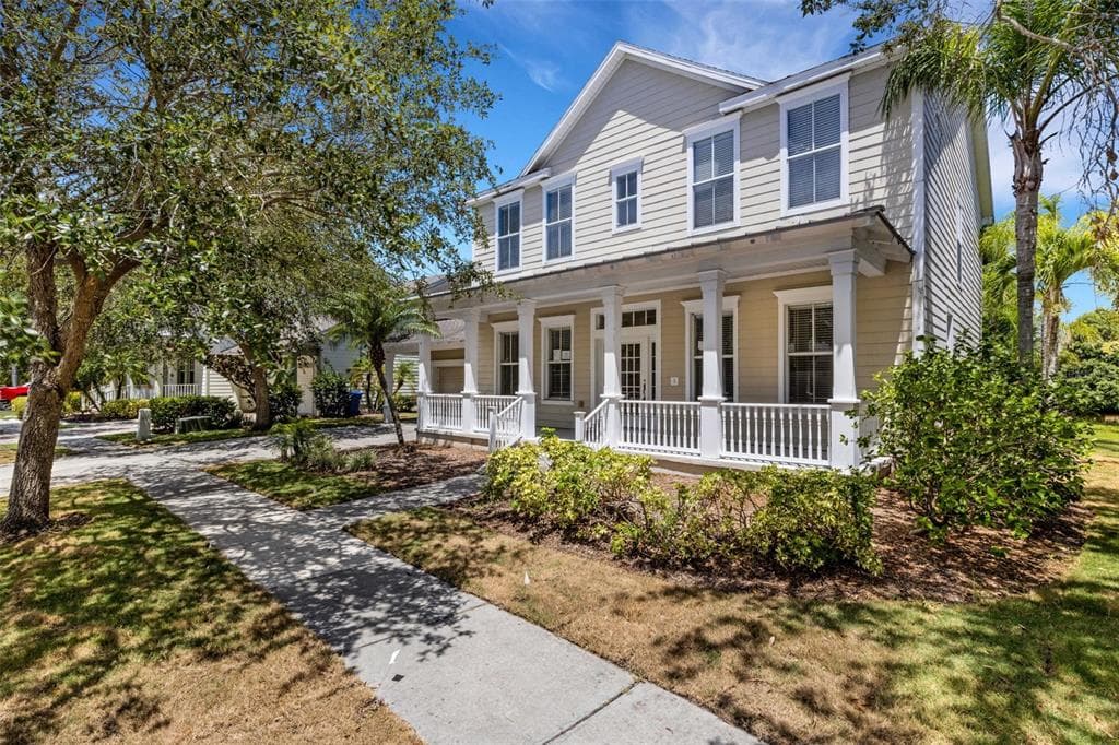 405 ISLEBAY DRIVE APOLLO BEACH, FL 33572