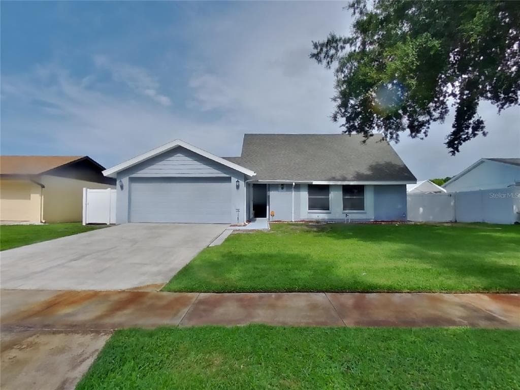 7010 COBBLEWOOD COURT TAMPA, FL 33615
