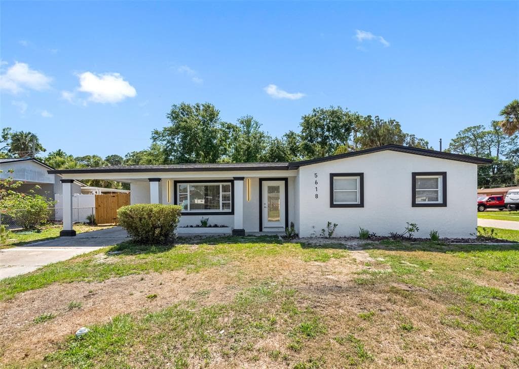 5618 HALIFAX DRIVE TAMPA, FL 33615