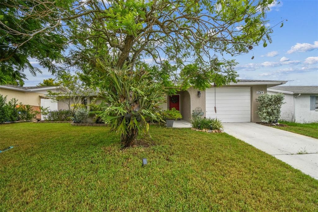 5744 THRUSH DRIVE NEW PORT RICHEY, FL 34652
