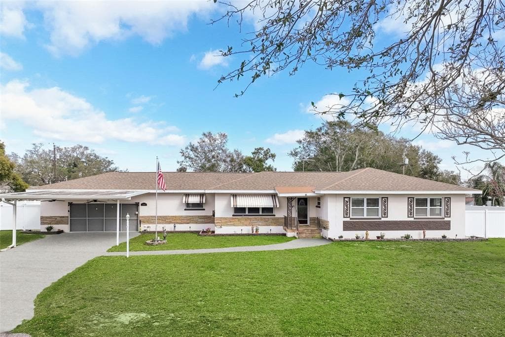 1369 WHITACRE DRIVE CLEARWATER, FL 33764