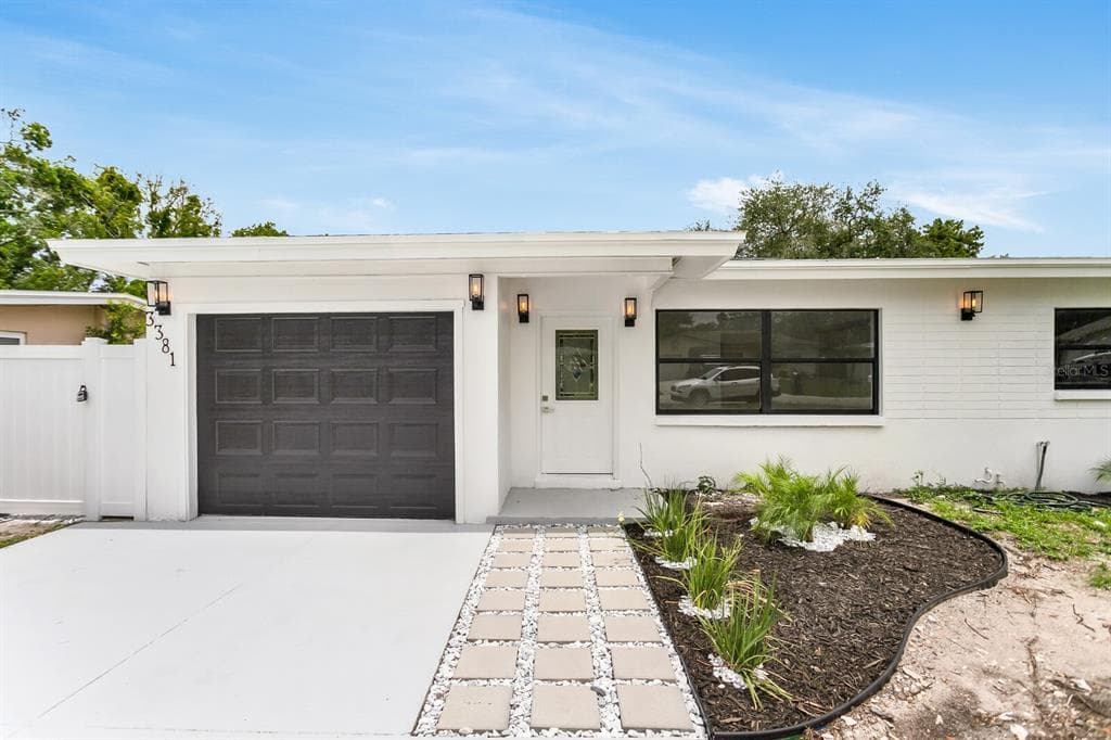 3381 19TH PLACE SW LARGO, FL 33774