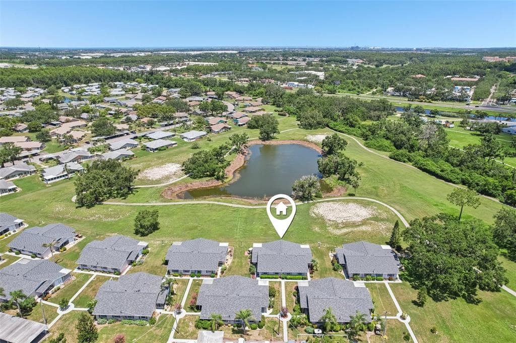 301 CANTON COURT UNIT 77 SUN CITY CENTER, FL 33573