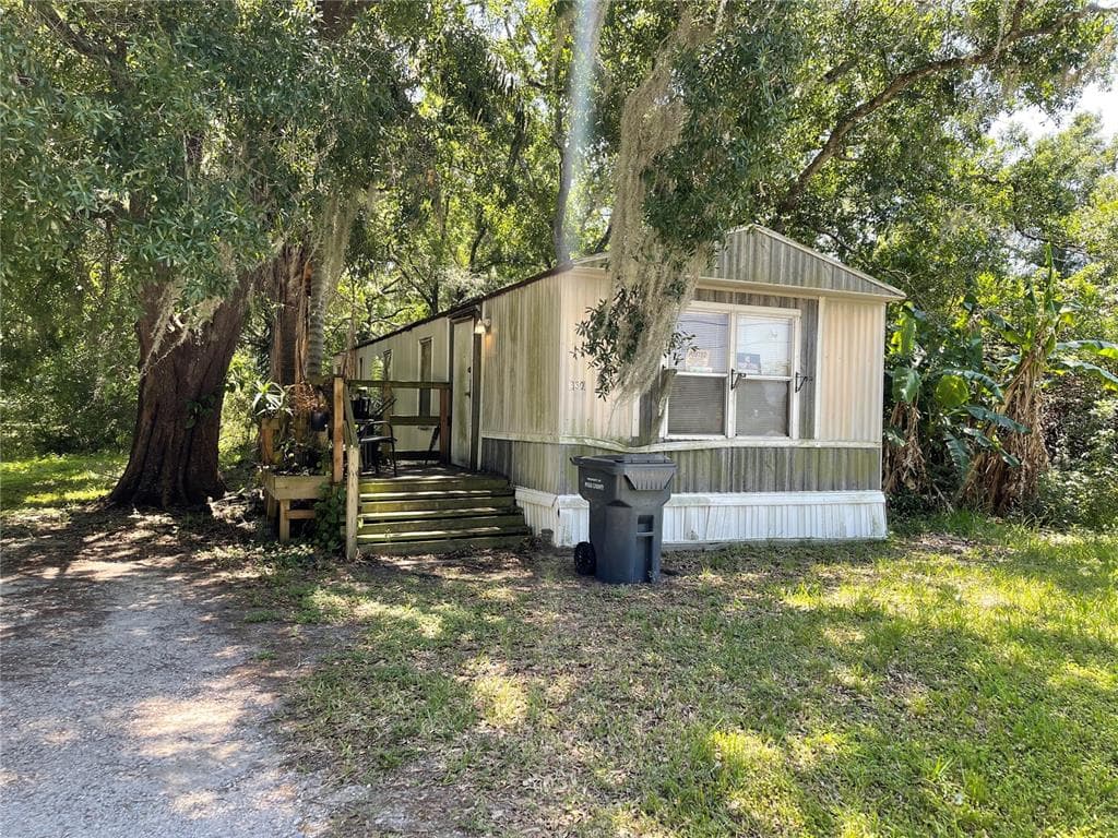 830 NORTON ROAD LAKELAND, FL 33809