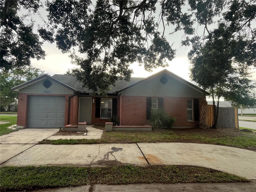 1935 SHEFFIELD COURT OLDSMAR, FL 34677
