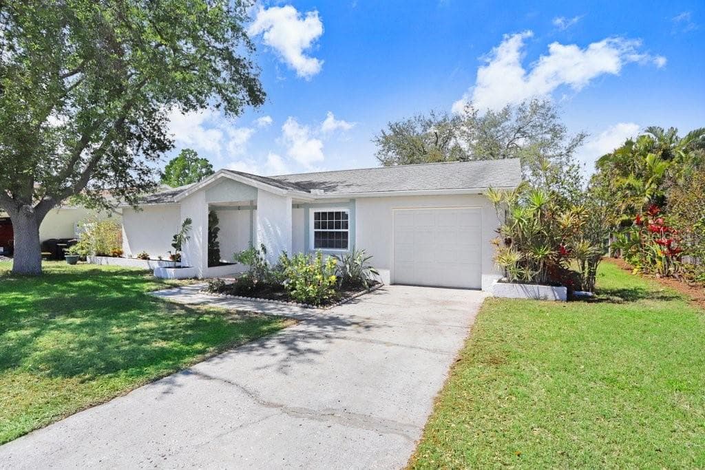 10790 92ND STREET SEMINOLE, FL 33777