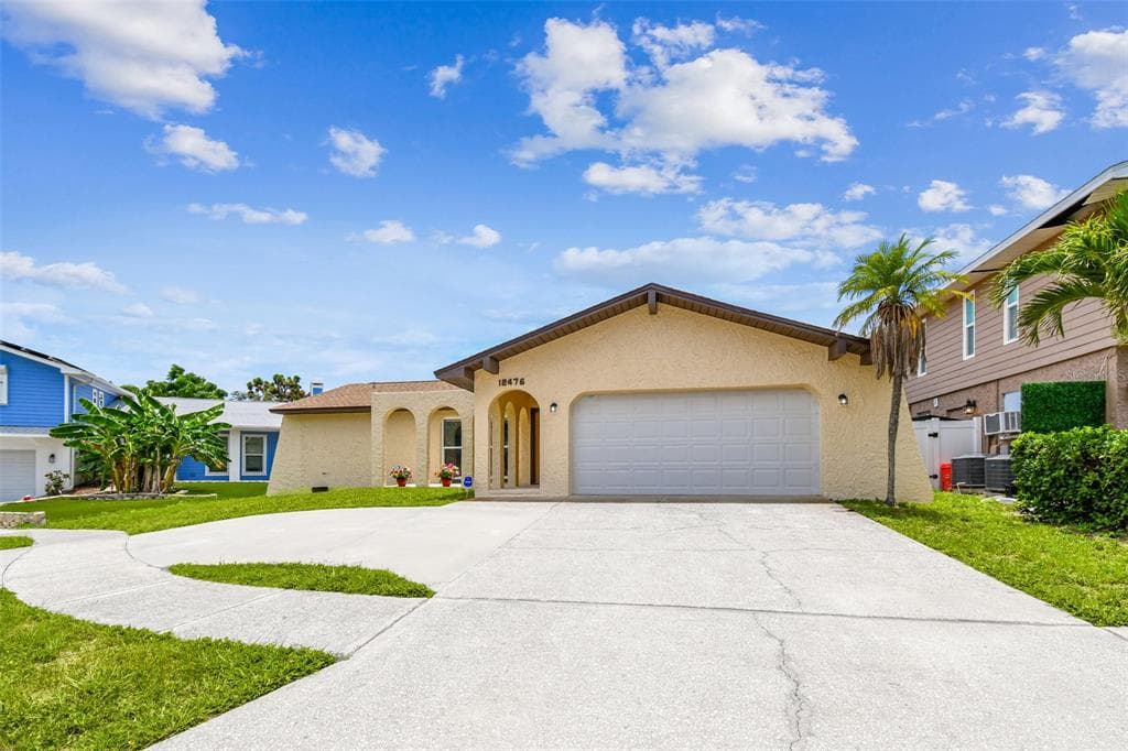12476 81ST CT SEMINOLE, FL 33772
