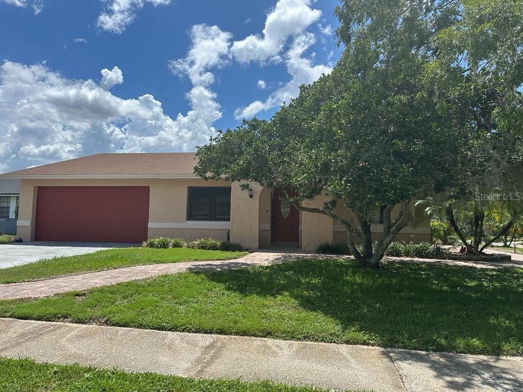 4034 WINDTREE DRIVE TAMPA, FL 33624