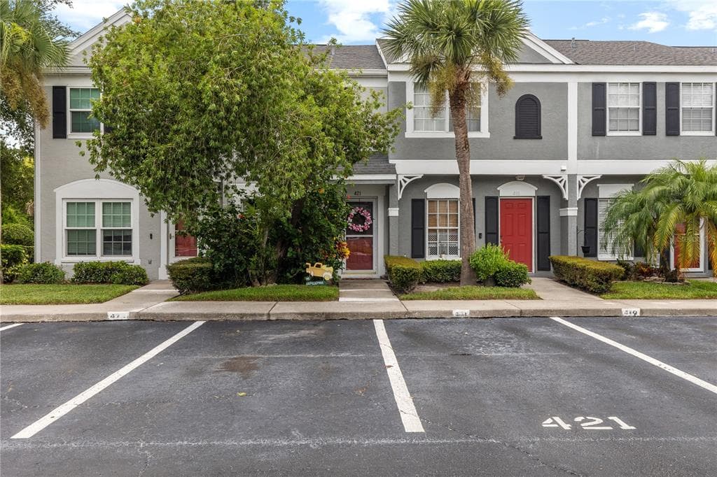 421 COUNTRYSIDE KEY BOULEVARD OLDSMAR, FL 34677