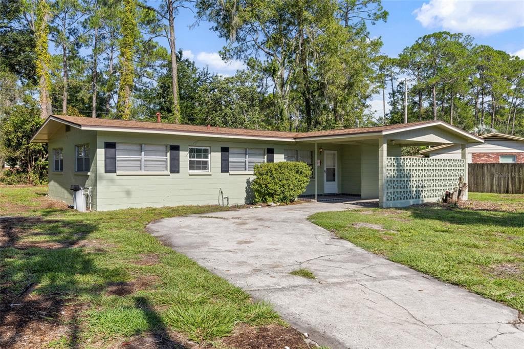 2208 NE 16TH TERRACE GAINESVILLE, FL 32609