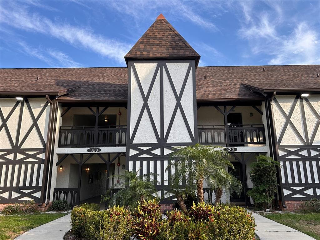 320 N BAYSHORE BOULEVARD UNIT 203