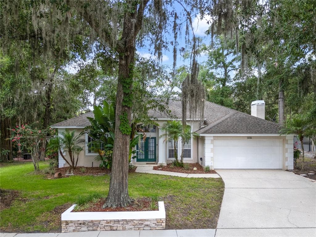 116 WINDING OAKS LANE OVIEDO, FL 32765