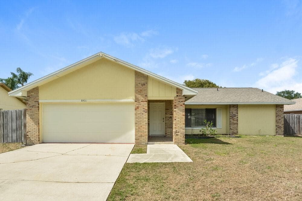 8431 ALVERON AVENUE ORLANDO, FL 32817