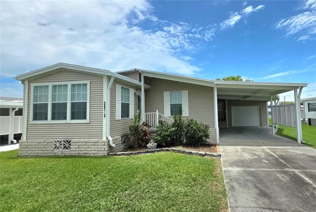 36740 STRAND DRIVE ZEPHYRHILLS, FL 33542