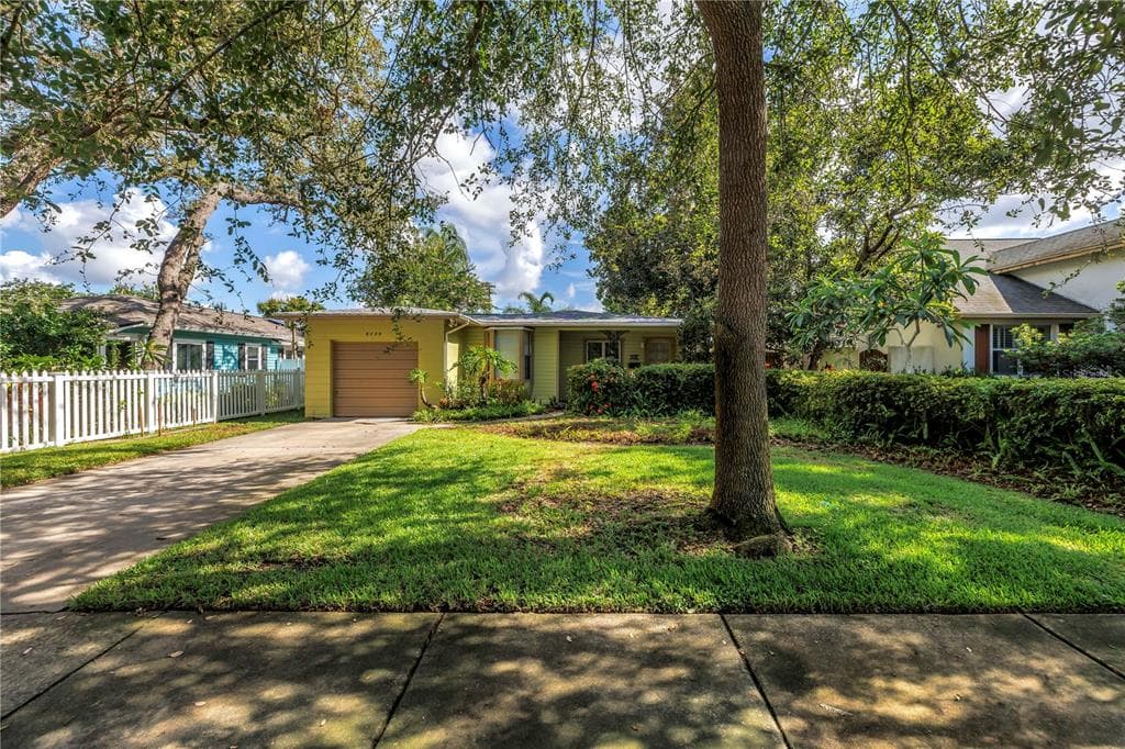 5135 21ST AVENUE N ST PETERSBURG, FL 33710