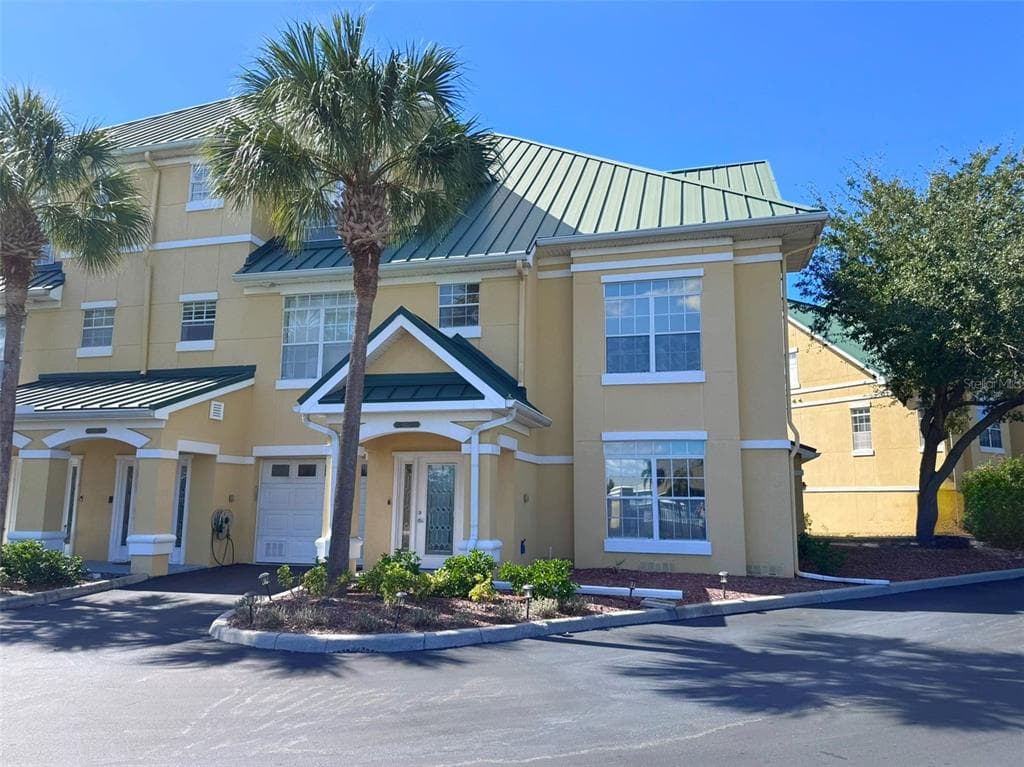 6315 SUNSET BAY CIRCLE APOLLO BEACH, FL 33572