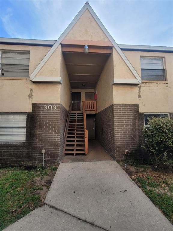 303 E WHITEHALL COURT UNIT C TAMPA, FL 33604