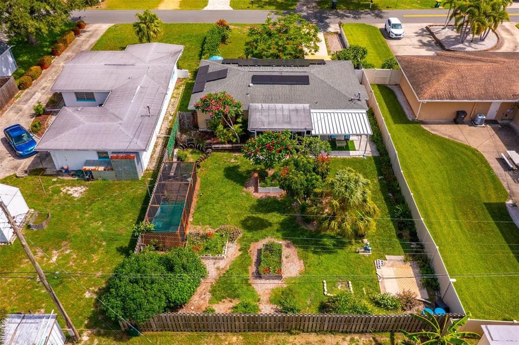 5236 48TH TERRACE N ST PETERSBURG, FL 33709