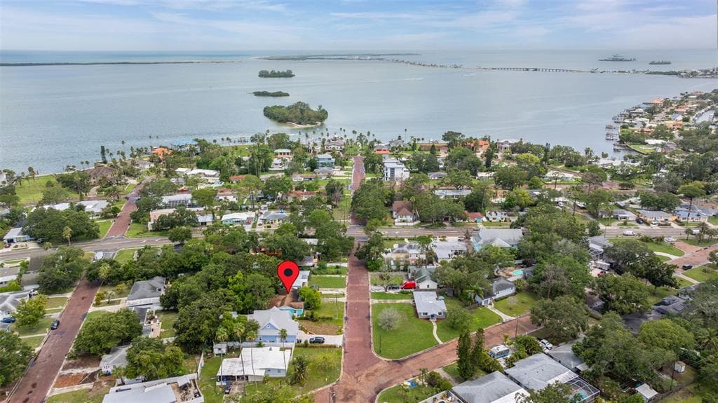 323 MIRA VISTA DRIVE DUNEDIN, FL 34698