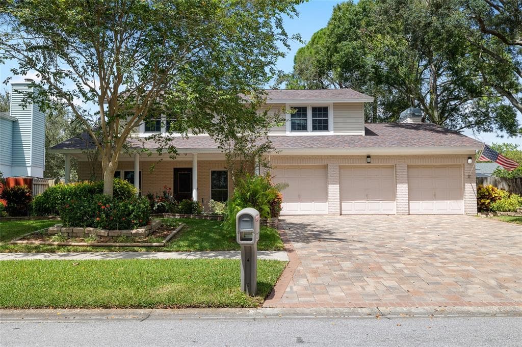 4233 WATER OAKS LANE TAMPA, FL 33618