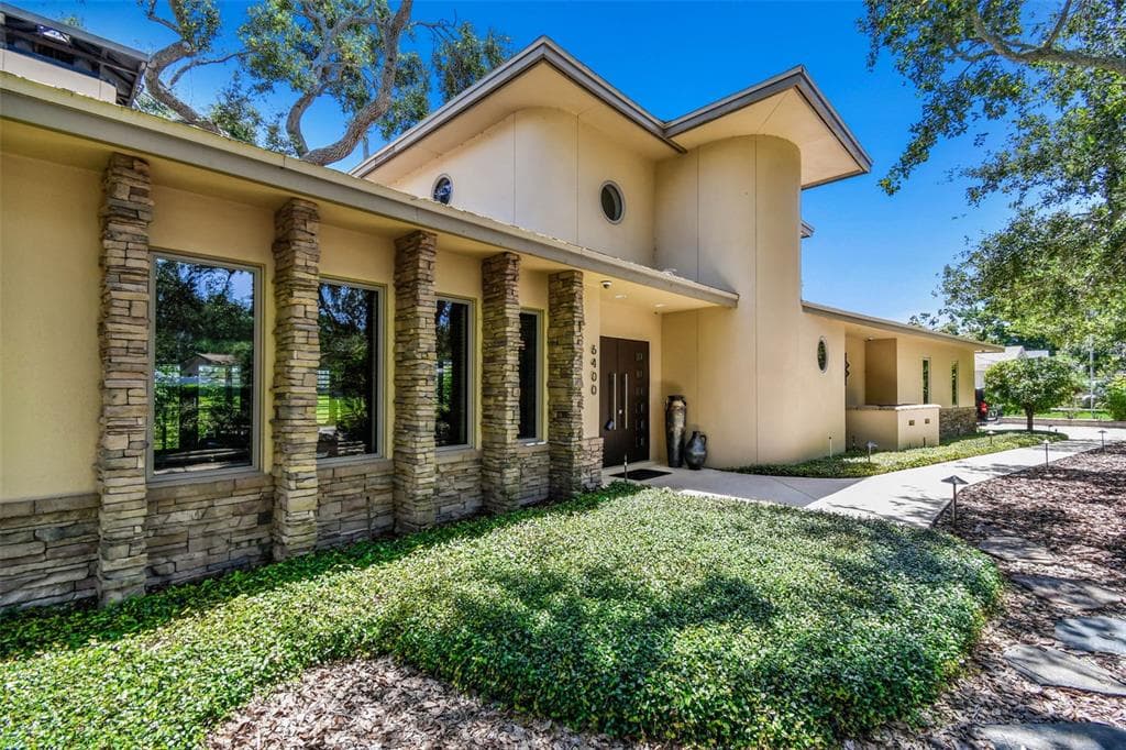 6400 BOUGAINVILLA AVENUE S ST PETERSBURG, FL 33707